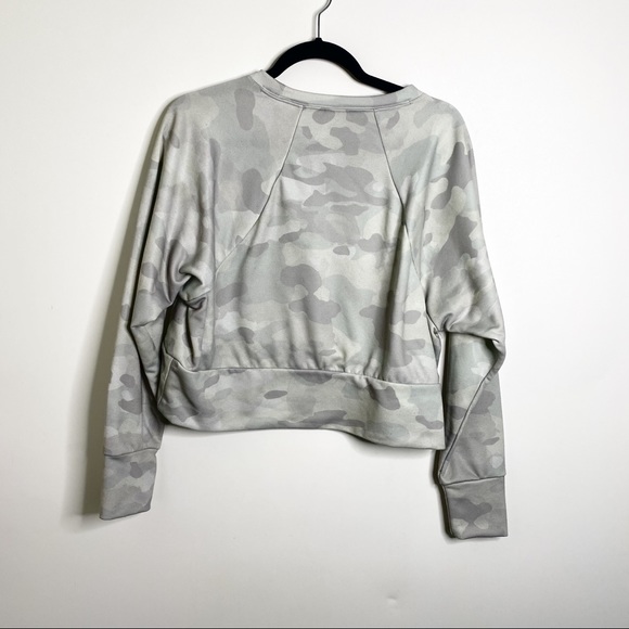 Nike Rebel Dri Fit Camo Pullover Boxy Sweatshirt - Picture 7 of 10